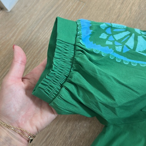 Sheridan French Green Blue Ikat Short Sleeve Top - Picture 8 of 9